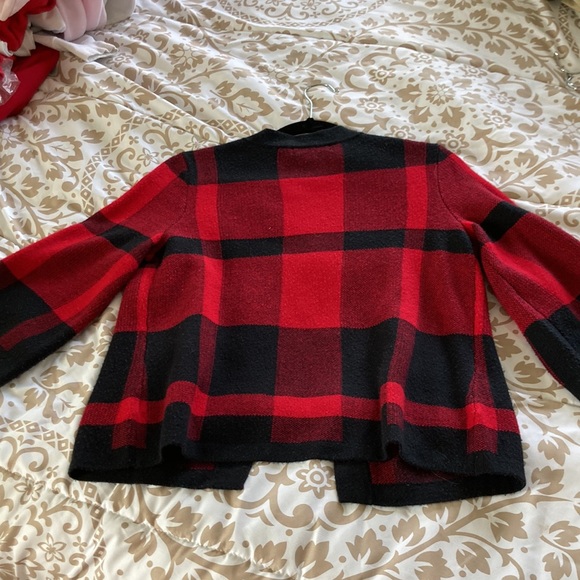 🛍️🛍️ 3 for $5. Plaid sweater vest - Picture 5 of 6